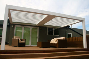Apollo Opening Roof's residential louvered patio