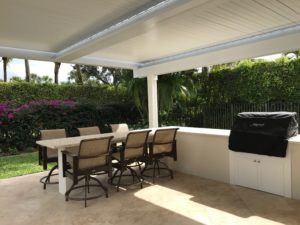 Patio opening roof by Apollo