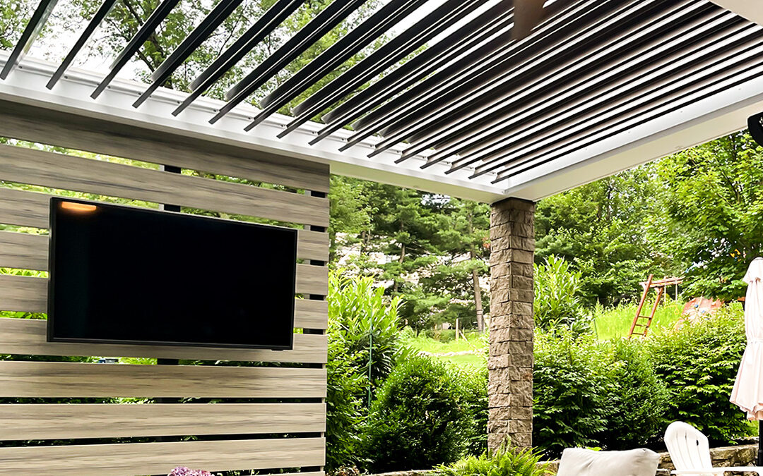 Morristown, NJ | Wall-Attached Louvered Pergola with Media Wall
